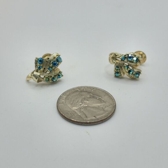 Vintage gold Teal Longcraft screw back earrings - Picture 7 of 7
